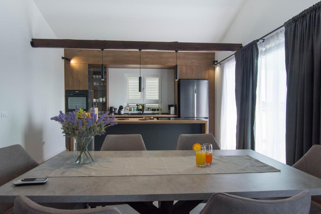 Appartement Stina à Biograd Na Moru Extérieur photo