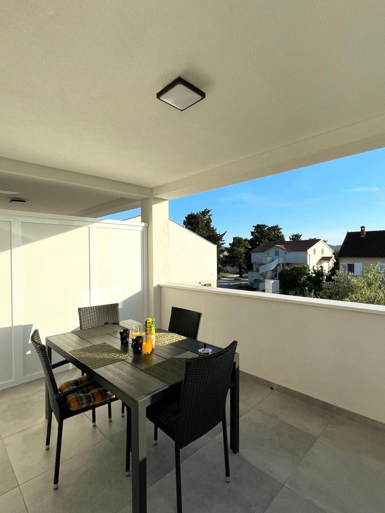 Appartement Stina à Biograd Na Moru Extérieur photo
